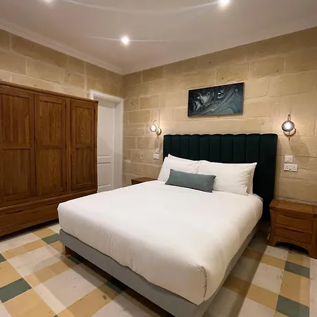 Traditional Maltese Apartment Сент Джулианс Экстерьер фото